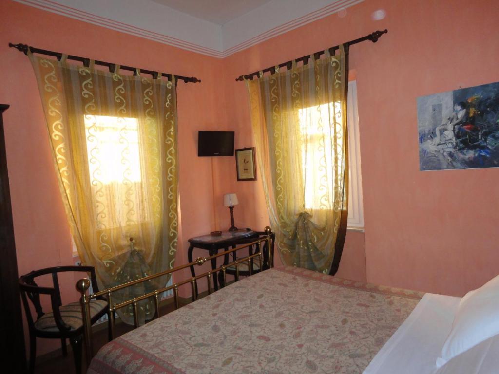 פרוג'ה Hotel Morlacchi חדר תמונה